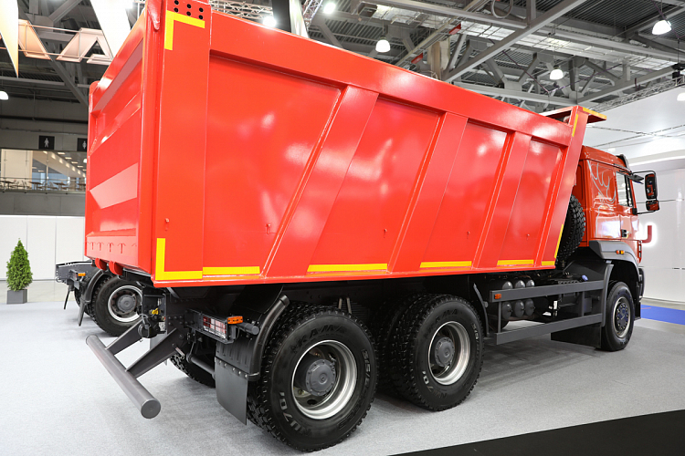 Новые модели грузового транспорта от «УРАЛ» на выставке «Comtrans-2021»