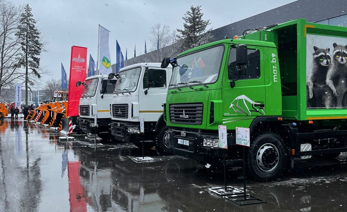 Перспективные модели грузовой техники МАЗ на промышленной выставке в Москве