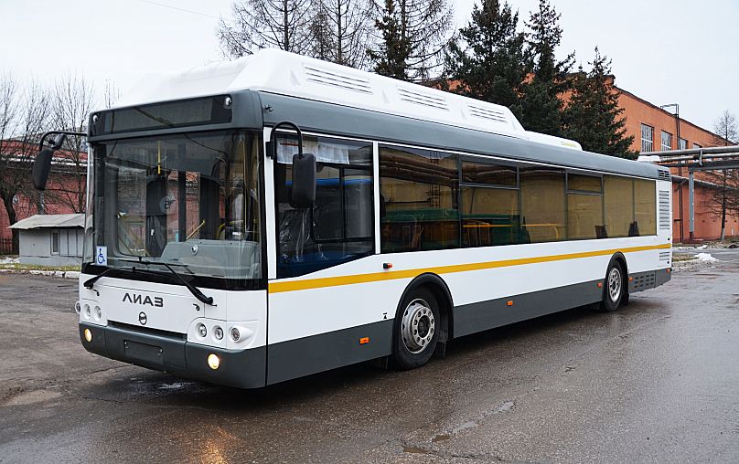Автобус ЛиАЗ-5292 low floor - это новая модель автобуса ЛиАЗ, которая работает на компримированном природном газе. 