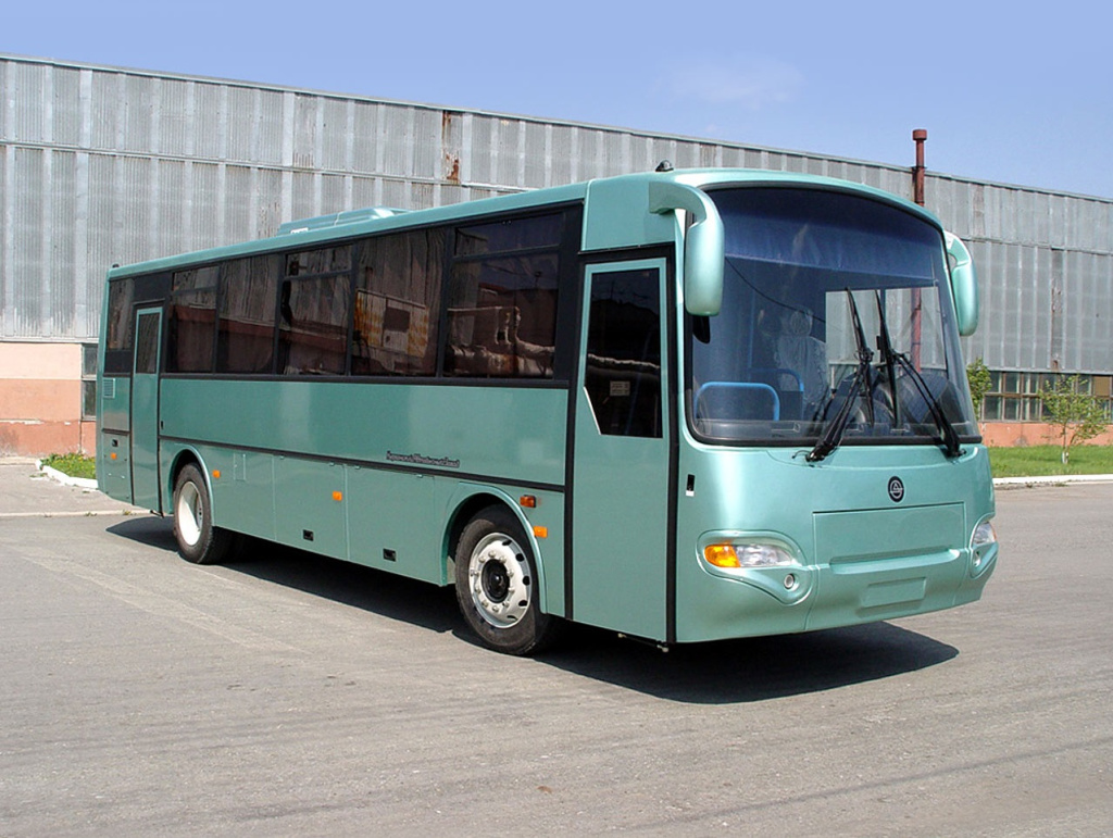 КАВЗ-4238, «Вектор NEXT 8.8» и «Вектор NEXT 7.6» на демонстрации автобусной техники «ГАЗ»