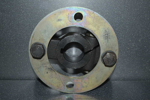 7511-1029262 Фланец ЯМЗ-7511 полумуфты привода ТНВД в сборе