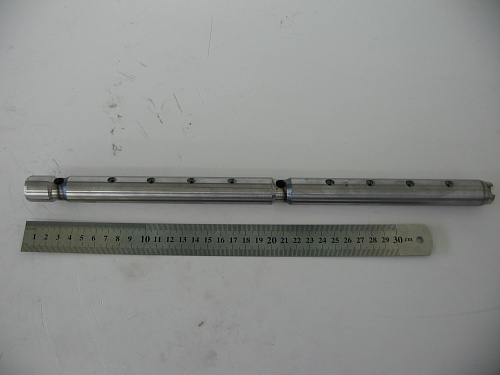 240-1007236 Ось ЯМЗ-240 толкателей клапанов крайняя задняя АВТОДИЗЕЛЬ