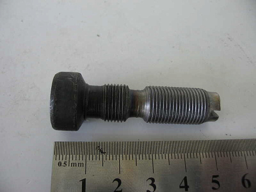 236-1007148-Б Винт ЯМЗ регулировочный коромысла АВТОДИЗЕЛЬ