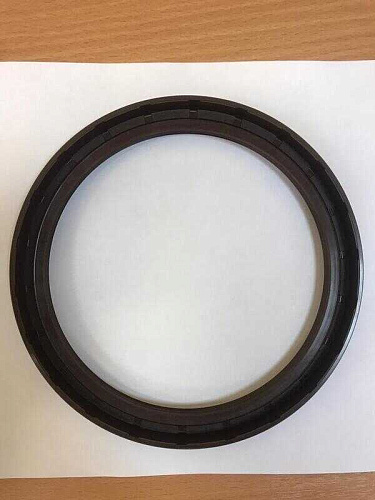 236-1005160-А5 Сальник коленчатого вала ЯМЗ-236, 238 задний 140*170*13 ФТОР