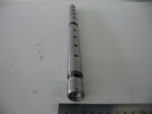 240-1007236 Ось ЯМЗ-240 толкателей клапанов крайняя задняя АВТОДИЗЕЛЬ