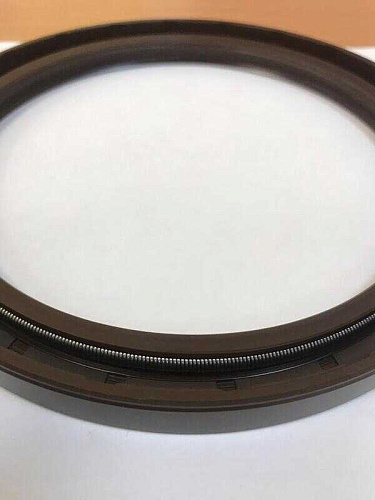 236-1005160-А5 Сальник коленчатого вала ЯМЗ-236, 238 задний 140*170*13 ФТОР