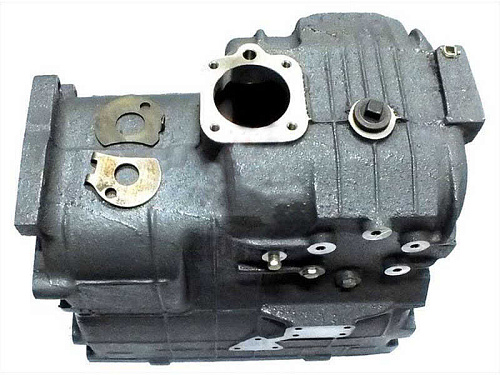 236-1701009-Б Картер коробки передач с шайбами в сборе (ЯМЗ)