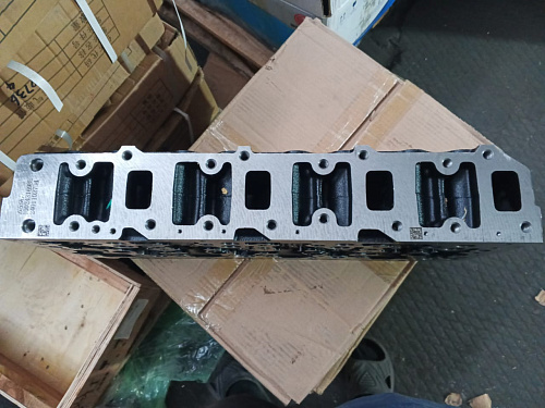 1002431699 Головка блока цилиндров WP4 Weichai без клапанов