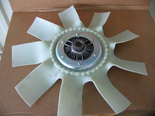 8.8885-1308012  Муфта вязкостная (D=600mm.серия 660) BorgWarner 020004190