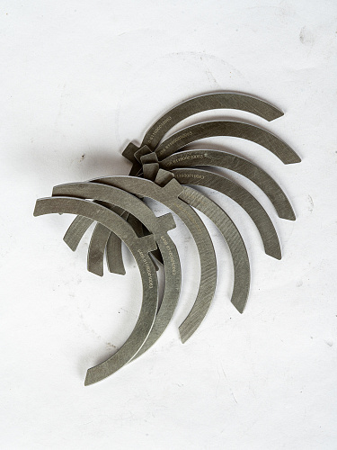 611600010063 Полукольцо упорное WP10H  WEICHAI